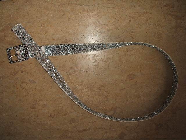 BELT AND JEWELRY