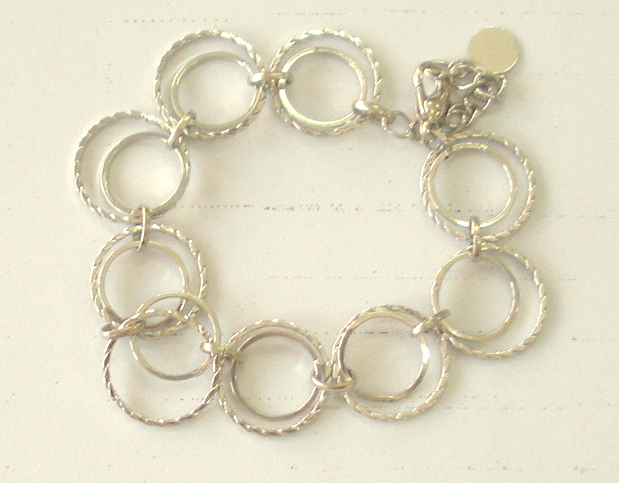 Metal Fashion Bracelet