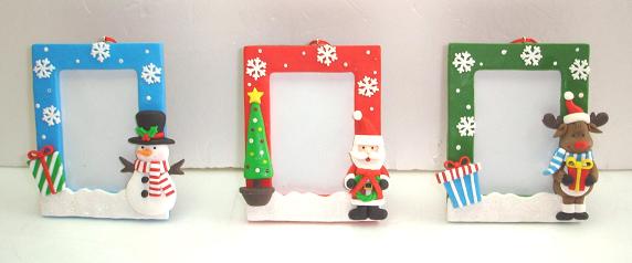 4.5" PHOTO FRAME WITH CHRISTMAS DECORATED