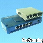 SWITCH 5 PORT 5-port N-way 10/100Mbps Fast Ethernet Switch Suitable for Desktop Use