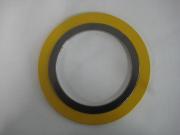 Spiral wound gasket with inner and outer ring