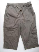 Ladies’ Cargo Capris